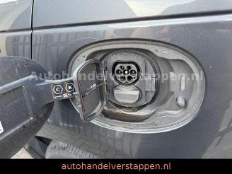 Land Rover Range Rover Velar P400e SE Hybrid Panorama picture 13