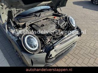 Mini Cooper S COOPER Mini 5-trg. Cooper Essential Trim picture 9