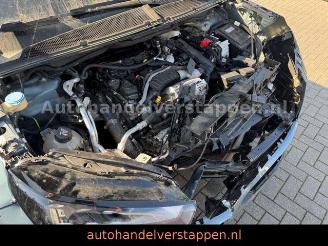 Peugeot 5008 Hybrid 136 GT Panorama 7-Sitzer picture 20