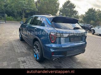 damaged passenger cars Lynk & Co 01 1.5 TD PHEV 192 kW Panorama LED 2022/11