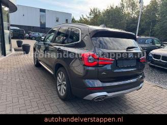 BMW X3 Sdrive 18d Automatik Leder Navi  LED picture 6