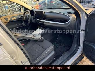 Fiat 600 Hybrid 1.2 Hybrid DCT  Automatik picture 5