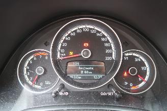 Volkswagen Up! 1.0 picture 12