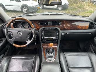 Jaguar XJ 3.0 V6 Sport picture 19
