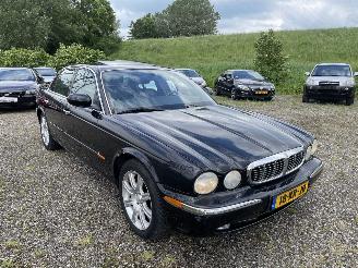 Jaguar XJ 3.0 V6 Sport picture 2