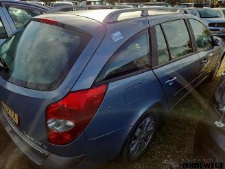 Renault Laguna Laguna II Grandtour (KG), Combi 5-drs, 2000 / 2007 2.0 16V picture 3
