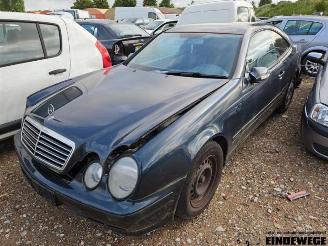Mercedes CLK CLK (C208), Coupe, 1997 / 2002 2.0 200K Evo 16V picture 1