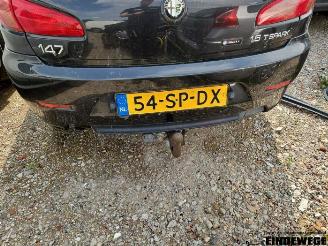 Alfa Romeo 147 147 (937), Hatchback, 2000 / 2010 1.6 Twin Spark 16V picture 16