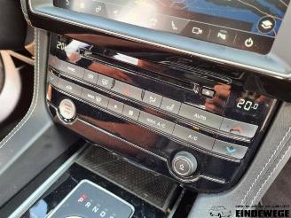 Jaguar F-Pace F-Pace, SUV, 2015 / 2025 2.0 Turbo 16V AWD picture 18