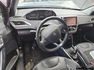 Peugeot 2008 2008 (CU), MPV, 2013 / 2019 1.2 Vti 12V PureTech 82 picture 15