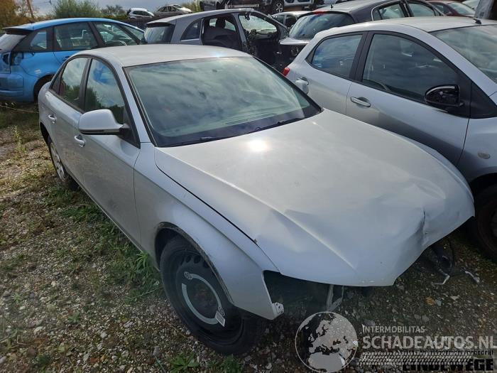 Audi A4 A4 (B8), Sedan, 2007 / 2015 2.0 TDI 16V
