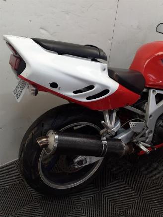 Honda CBR 900  picture 13