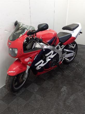 Honda CBR 900  picture 8