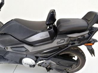 Kymco  CV3 550 picture 5