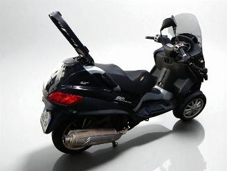Piaggio  500MP3 picture 3