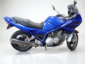 skadebil auto Yamaha XJ 900 DIVERSION 1997/10