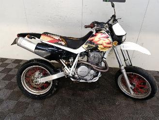 krockskadad bil motor Honda XR 600  1996/1
