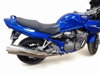 Suzuki  GSF picture 16