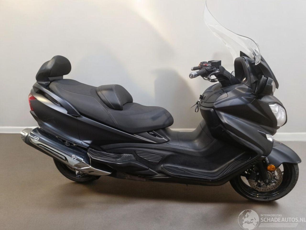 Suzuki  BURGMAN