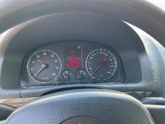 Volkswagen Touran Benzine Airco picture 13