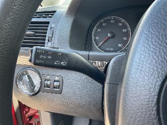 Volkswagen Touran Benzine Airco picture 19