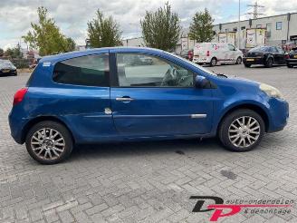 Renault Clio Clio III (BR/CR), Hatchback, 2005 / 2014 1.2 16V 75 picture 4