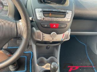 Peugeot 107 107, Hatchback, 2005 / 2014 1.0 12V picture 10