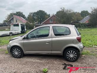 Toyota Yaris Yaris (P1), Hatchback, 1999 / 2005 1.3 16V VVT-i picture 8