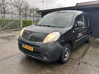 Uttjänta bilar auto Renault Kangoo Maxi 1.5 dCi 2x Schuif Black Edition Lichte schade! 2013/1