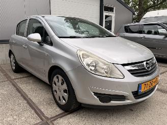 Opel Corsa 1.2-16V Enjoy, automaat picture 8