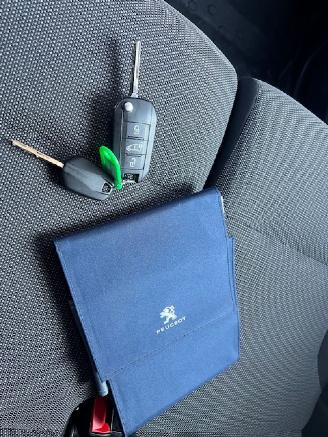 Peugeot Partner Automaat Premium Long EURO 6 picture 19