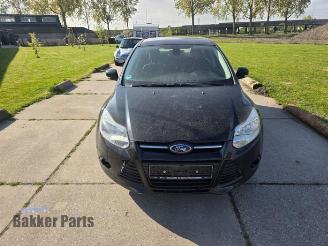 Uttjänta bilar auto Ford Focus Focus 3, Hatchback, 2010 / 2020 1.0 Ti-VCT EcoBoost 12V 100 2014/5