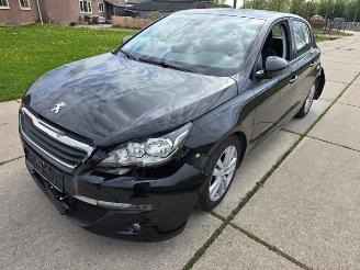 Peugeot 308 308 (L3/L8/LB/LH/LP), Hatchback 5-drs, 2013 / 2021 1.2 12V VTi PureTech 82 picture 2