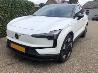Volvo EX30 70 KWH EXE SPORT 200KW  2025 picture 1