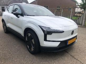 Volvo EX30 70 KWH EXE SPORT 200KW  2025 picture 8