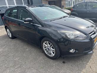 Ford Focus 1.0 Ecoboost Titanium picture 7