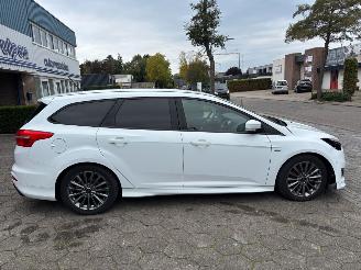 Ford Focus 1.5 EcoB.SCTi WAG picture 6