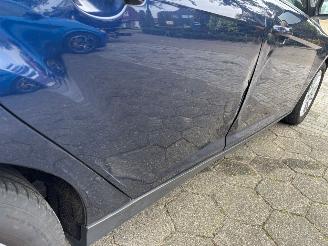 Ford Focus 1.0 EcoBoost WAGON picture 12