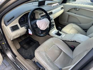 Volvo V-70 2.0 Momentum picture 16