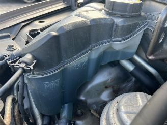 Volvo V-70 2.0 Momentum picture 12