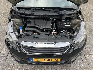 Peugeot 108 1.0 E-VTI ALLURE picture 23