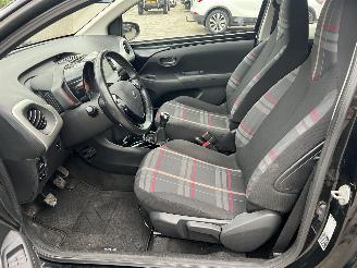 Peugeot 108 1.0 E-VTI ALLURE picture 17