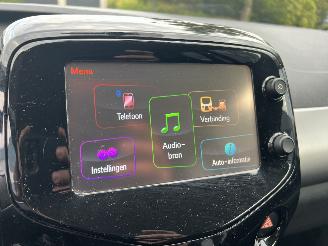 Peugeot 108 1.0 E-VTI ALLURE picture 18