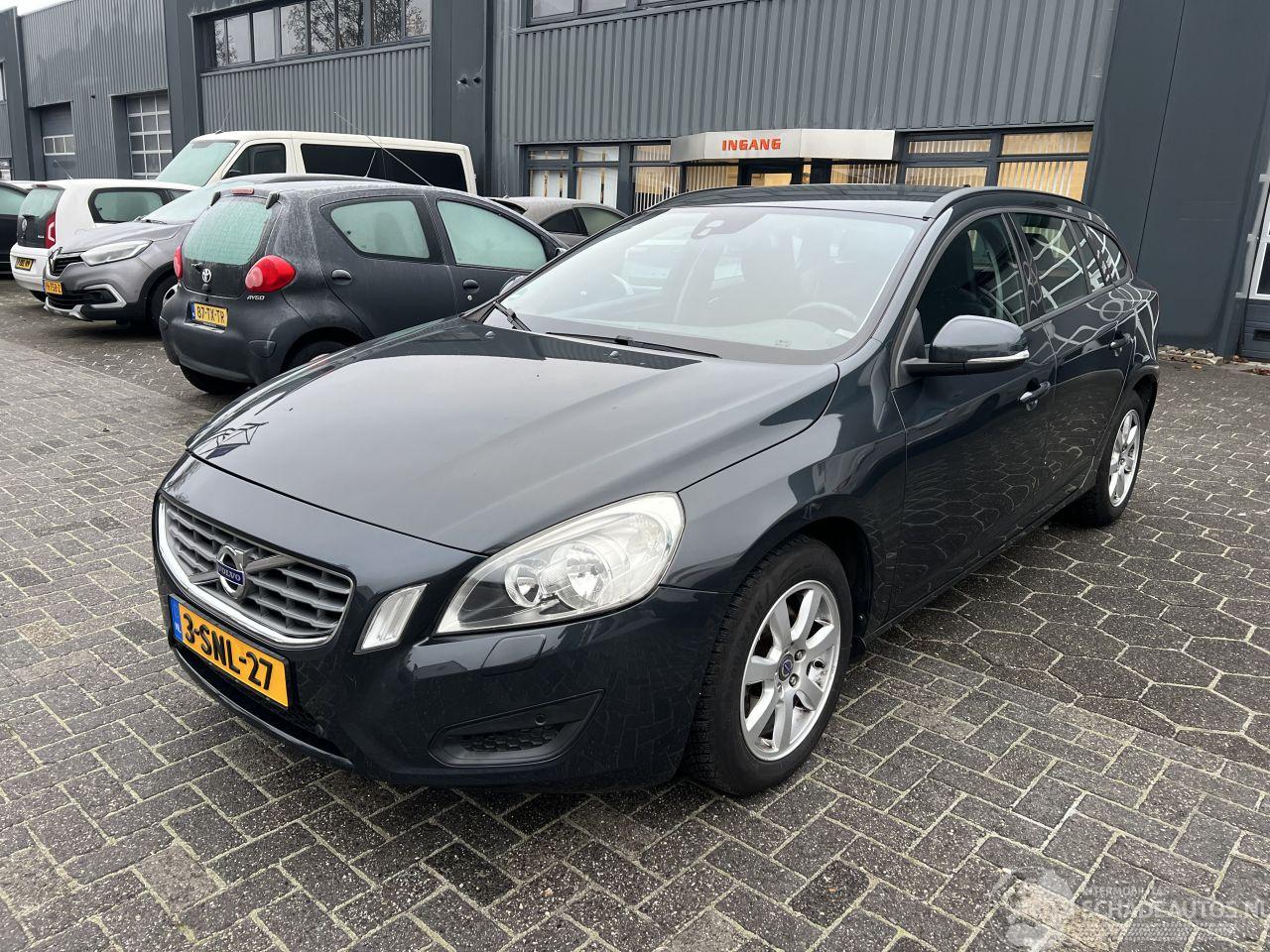 Volvo V-60 1.6 T3