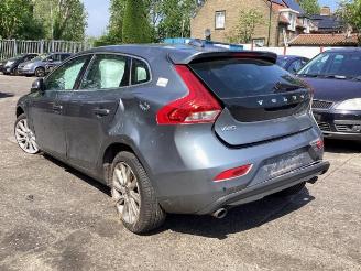 Volvo V-40 V40 (MV), Hatchback 5-drs, 2012 / 2019 1.5 T3 16V Geartronic picture 3