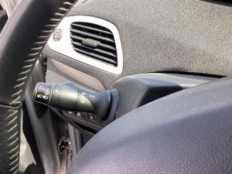 Renault Scenic Scenic III (JZ), MPV, 2009 / 2016 1.6 16V picture 22