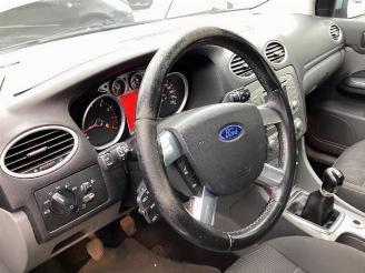 Ford Focus Focus 2 Wagon, Combi, 2004 / 2012 1.6 16V picture 10