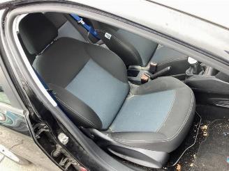 Peugeot 208 208 I (CA/CC/CK/CL), Hatchback, 2012 / 2019 1.0 Vti 12V PureTech picture 14