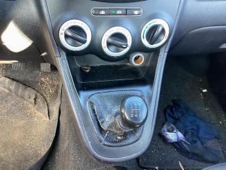 Hyundai I-10 i10 (F5), Hatchback, 2007 / 2013 1.1i 12V picture 14