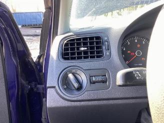 Volkswagen Polo Polo V (6R), Hatchback, 2009 / 2017 1.2 12V picture 14